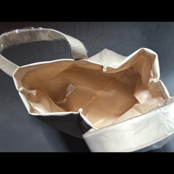 Carpisa Italian Makeup Bag - Picture 2 of 2